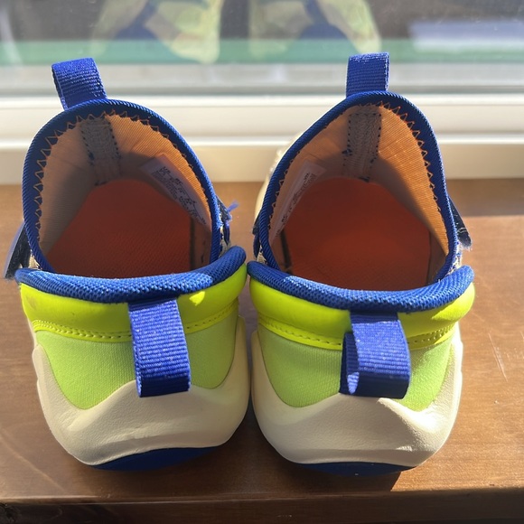 Boy 23/7 Jordan US size 8 - Picture 3 of 6